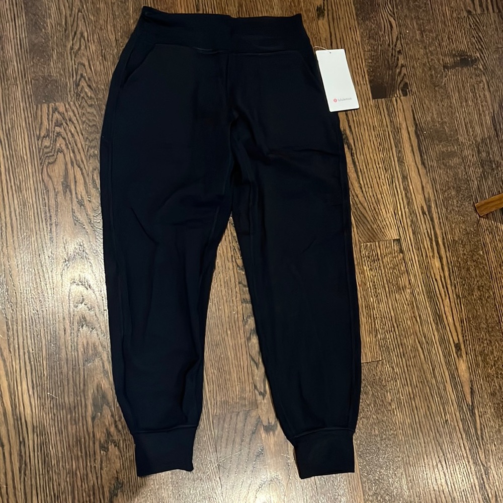 Lulu lemon align joggers size 8 BRAND NEW NWT